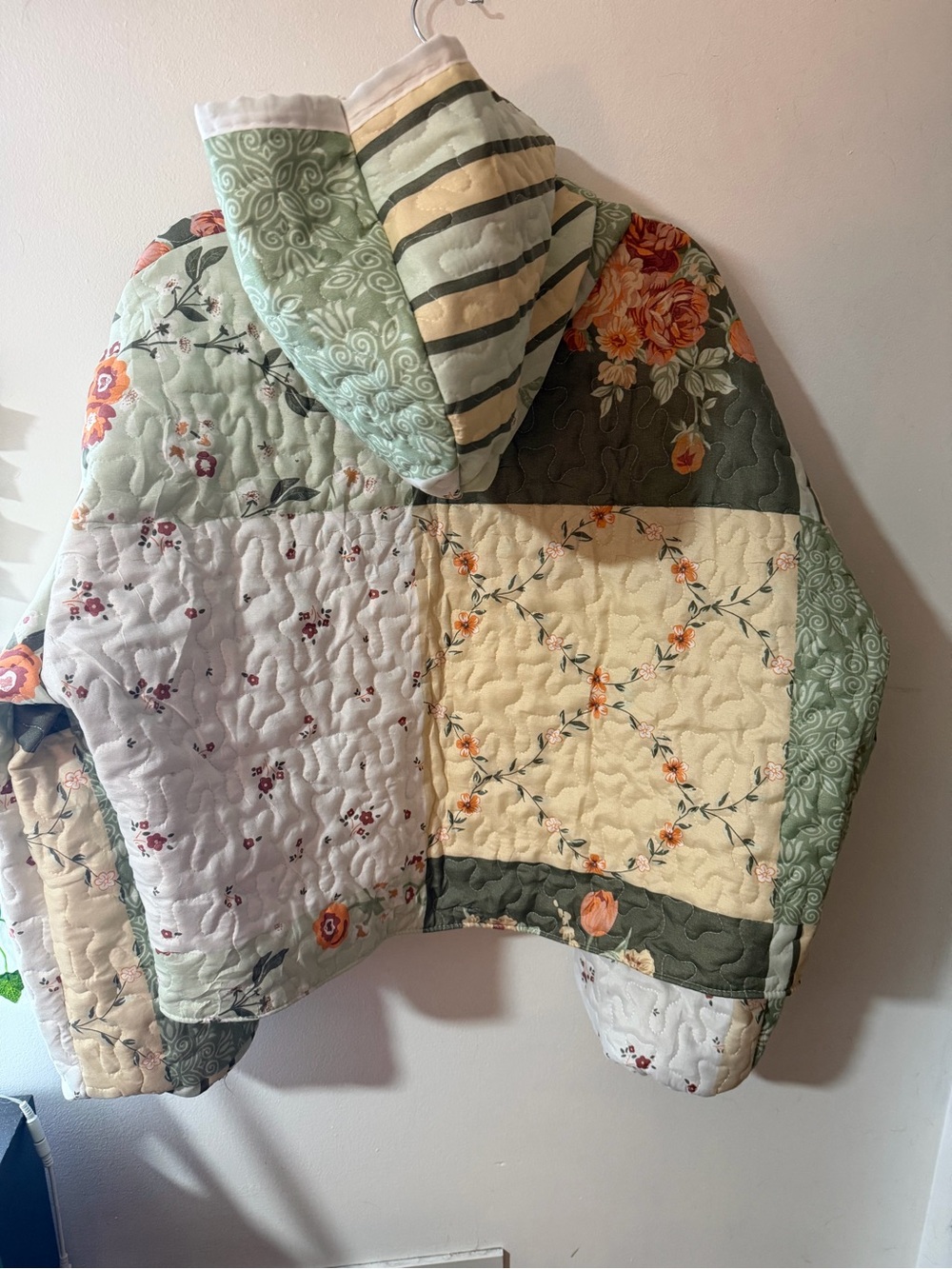 (SOLD) Quilted Patchwork Hooded Sweatshirt in Sage & Cream - Picture 3 of 4